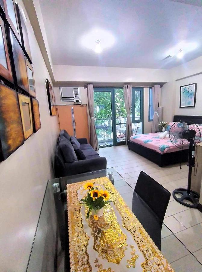 The Palm Tree Condotel Manila Airport Екстериор снимка