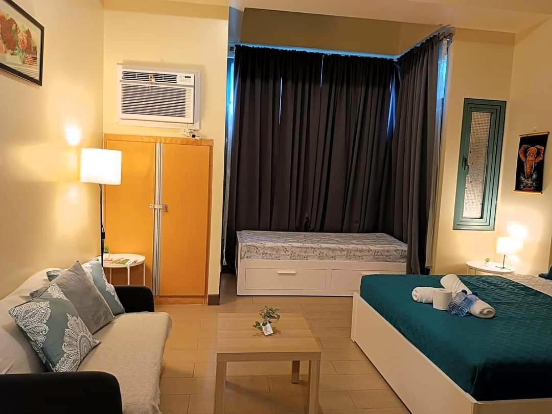 The Palm Tree Condotel Manila Airport Екстериор снимка